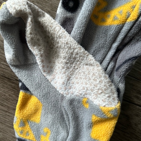 Gerber Kids Tractor Footie Pajama Set. 🚜 - Picture 8 of 8